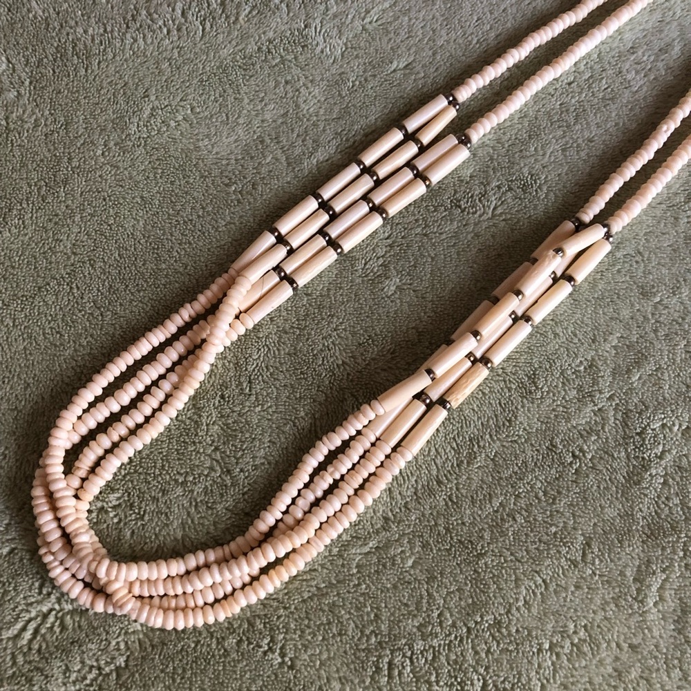 Multi strand necklace tubular beads off white silvertone Vintage mod Boho 70s